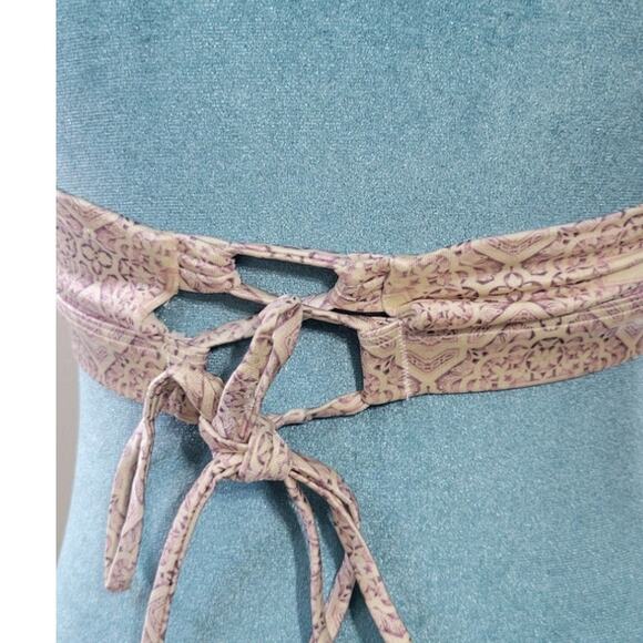 Athleta Swimsuit Top Womens Medium Boho Cottage Core Adjustable Top Sporty Fun - Picture 6 of 10